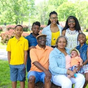 Meet your Posher, Valarie